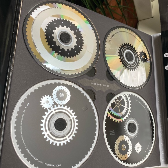 JYJ CONCERT IN TOKYO DOME 2013
DVD+PHOTOBOOK JAPAN - Picture 4 of 6